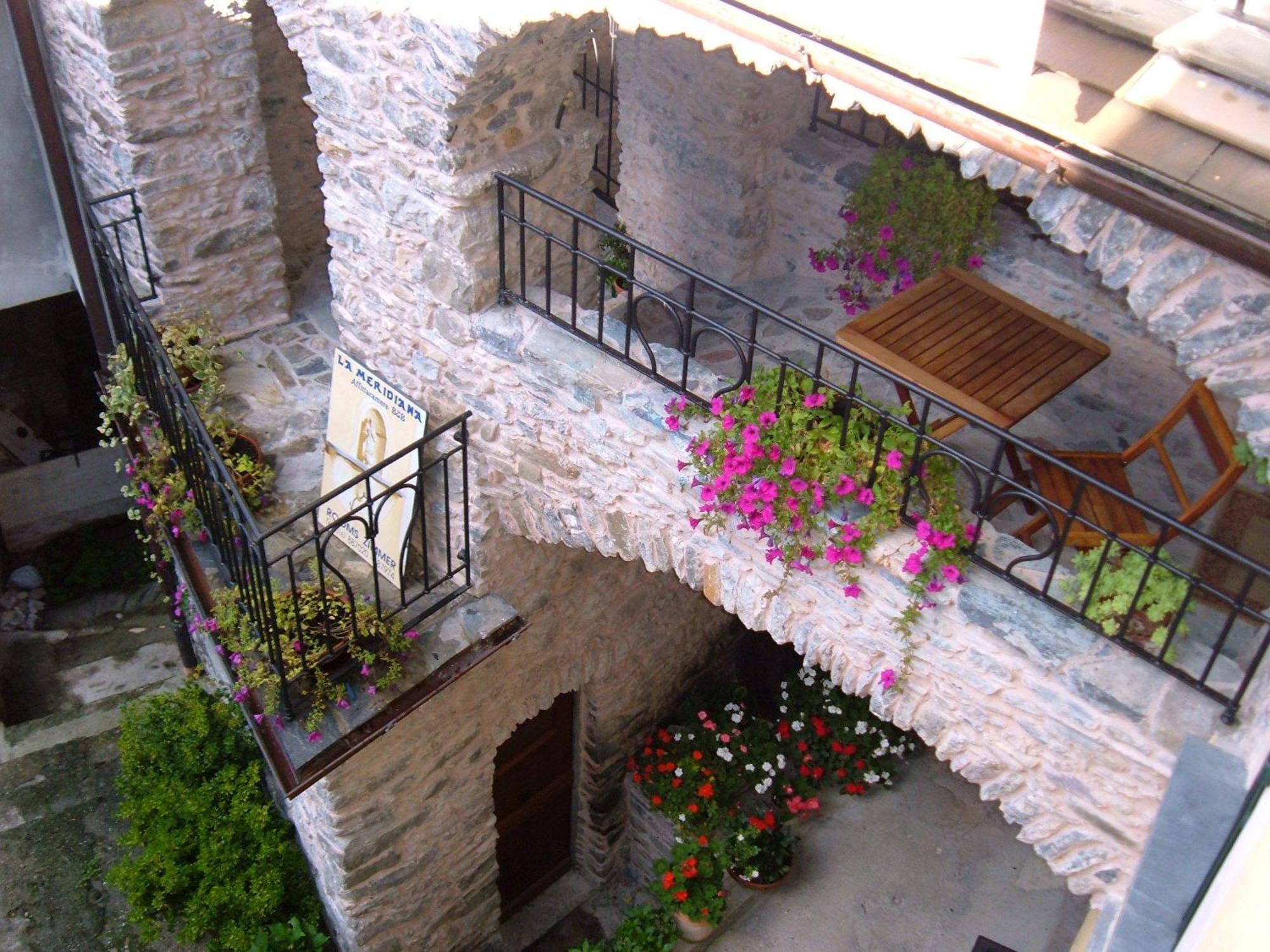 La Meridiana Casale ปิโญเน ภายนอก รูปภาพ